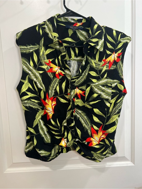 Rachel Zoe Tops - Rachel Zoe Sleeveless Tropical pattern Top black and green with shoulder pads